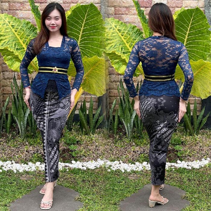 Set Kebaya Brokat